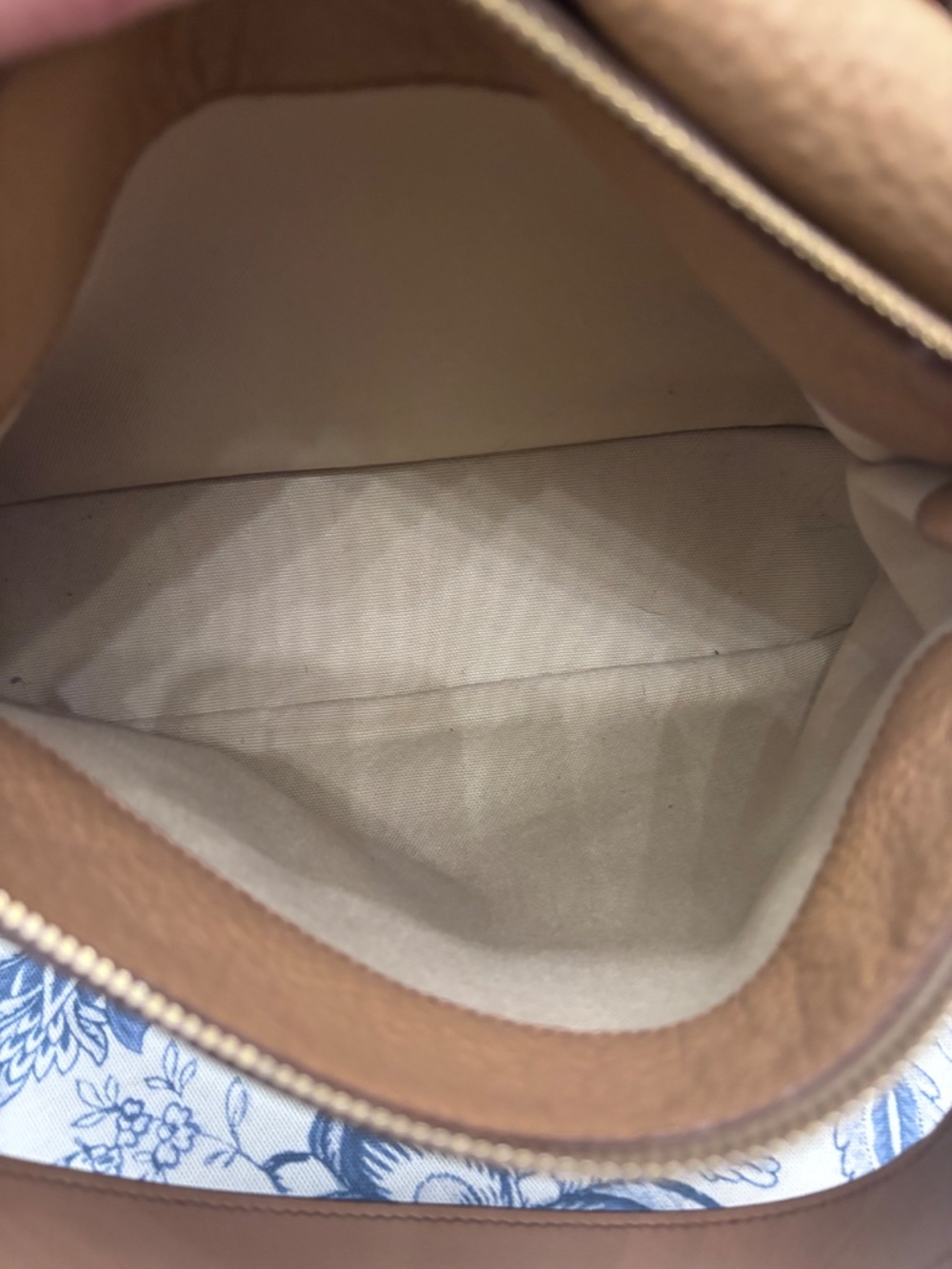 Excellent Condition - Prada Vitello Daino Shoulder bag - Picture 7 of 10
